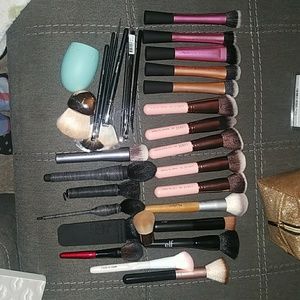 Mixed bag of makeup brushes